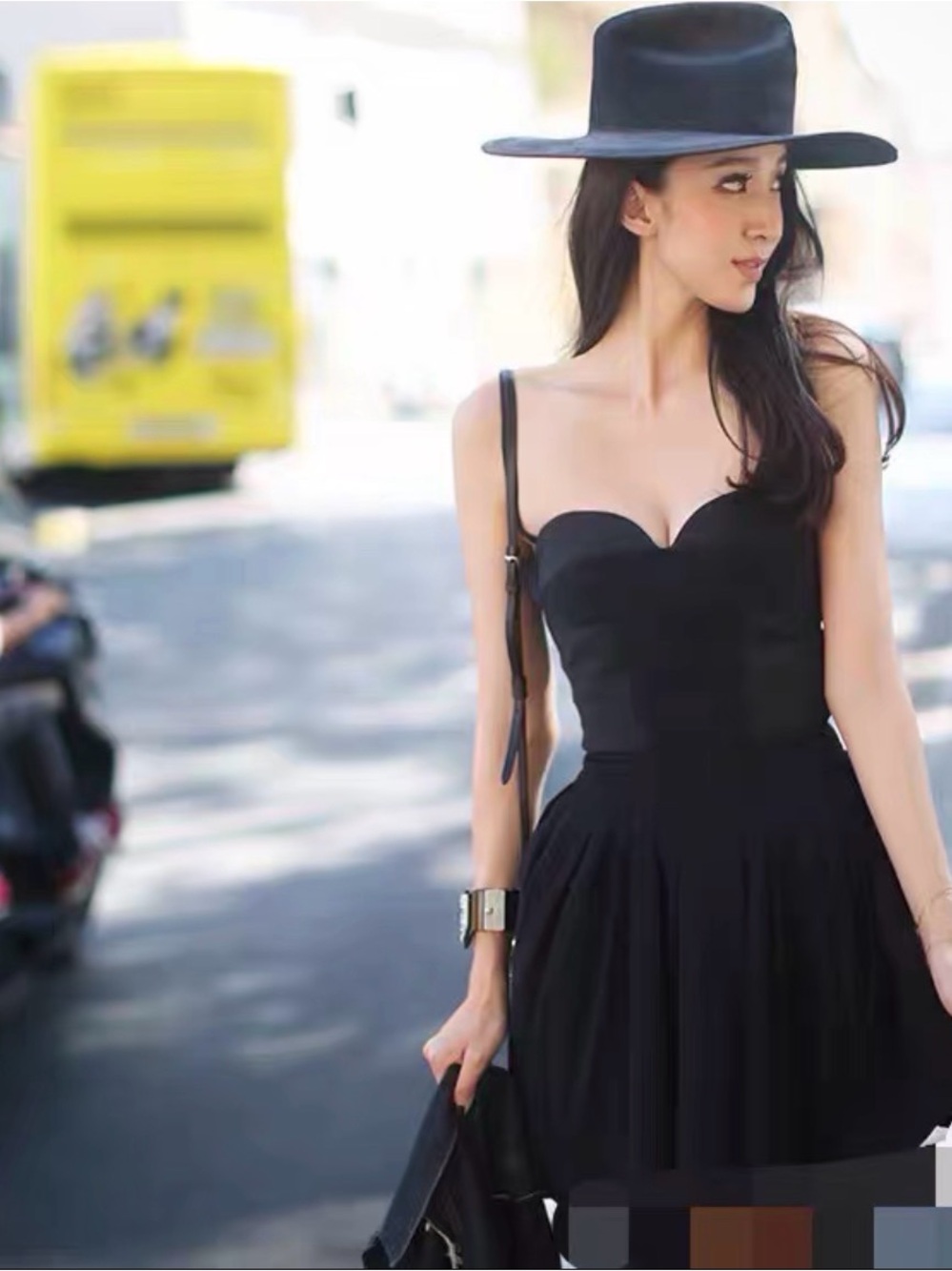 D Style Strapless Black A-line Mini Dress with Sweetheart Neckline